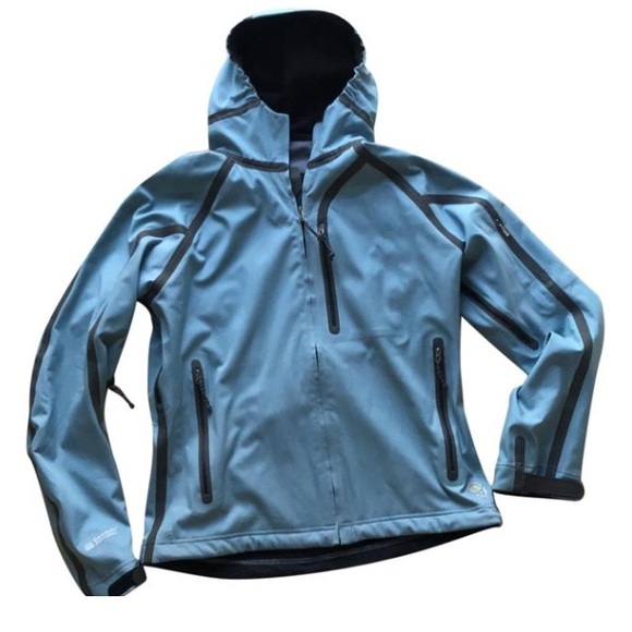 Mountain Hardwear Conduit Softshell 